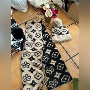 Fuzzy soft scarf and hat set ♥️